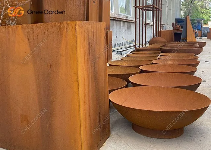 Zakřivená mísa na oheň Corten Steel