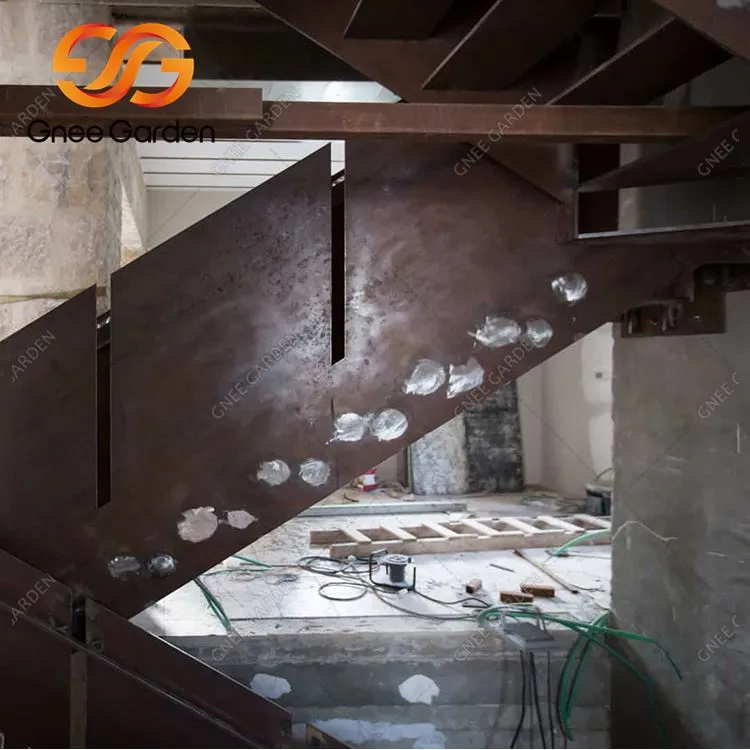 Corten Ocelové Schodiště A Obklady stěn