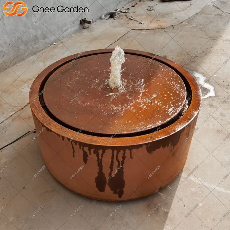 Venkovní funkce Corten Water Se zabudovaným čerpadlem